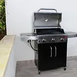 Cable Beach Condo Large Private Patio With Bbq